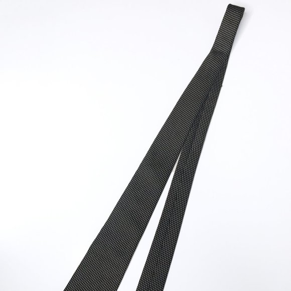 Excellent Giorgio Armani Tie 100% Silk, Made In Italy, Black and White Pattern - Picture 7 of 13